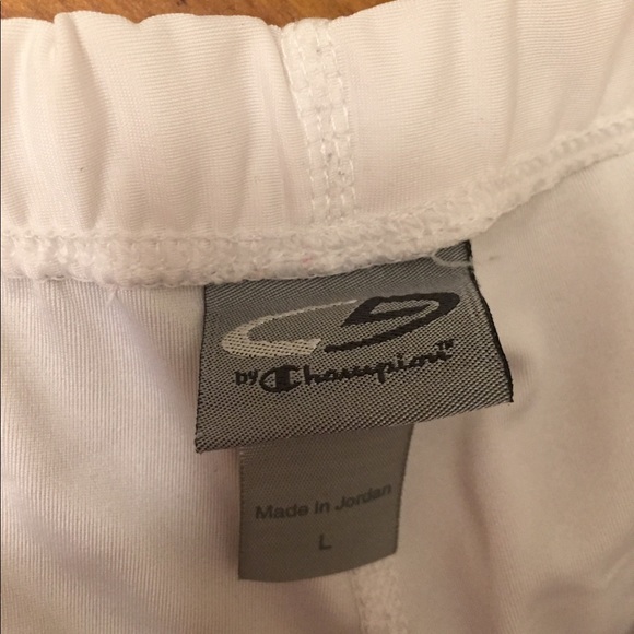 Compression Shorts - Picture 3 of 7